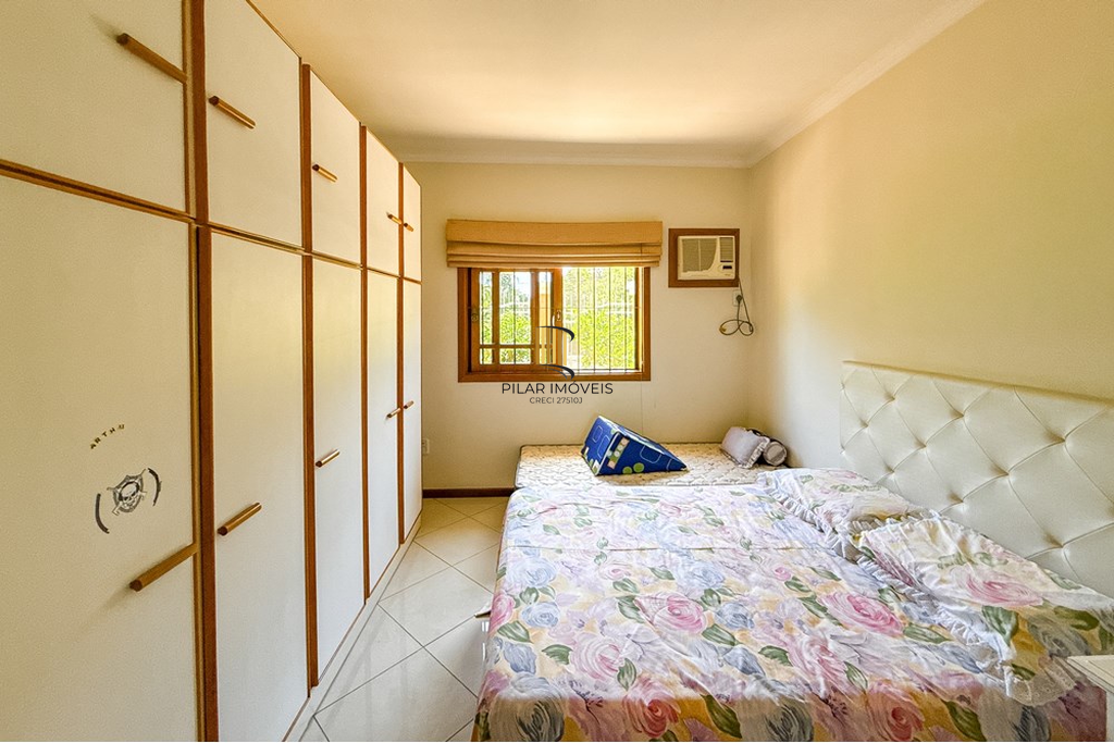 Casa 6 dormitórios no bairro Marechal Rondon