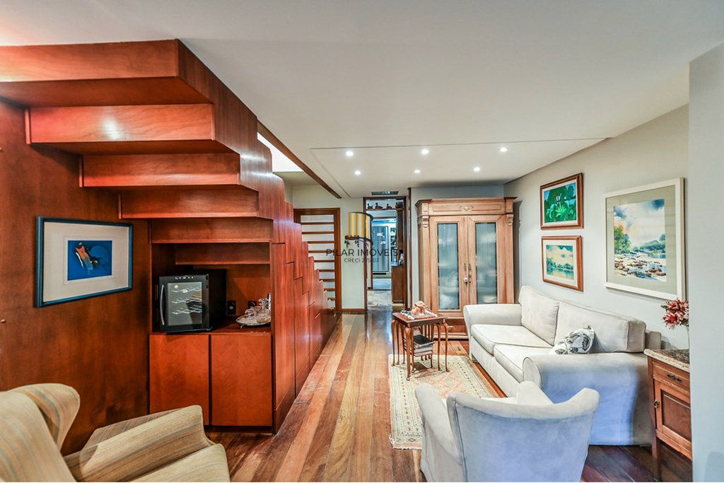 Casa de Condomínio 4 dormitórios no bairro Três Figueiras