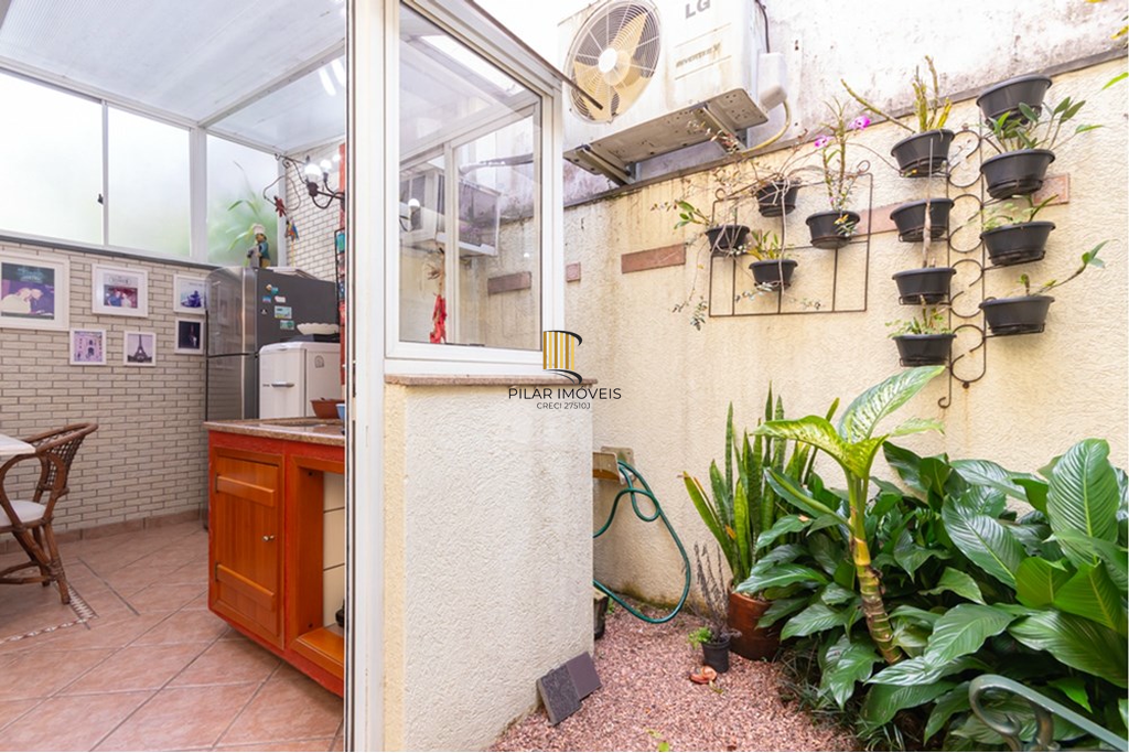 Casa de Condomínio 4 dormitórios no bairro Boa Vista