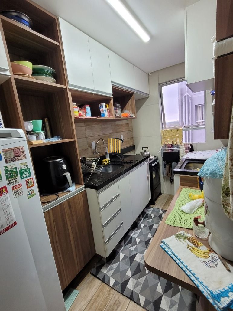 Apartamento 2 dormitórios no bairro Rubem Berta