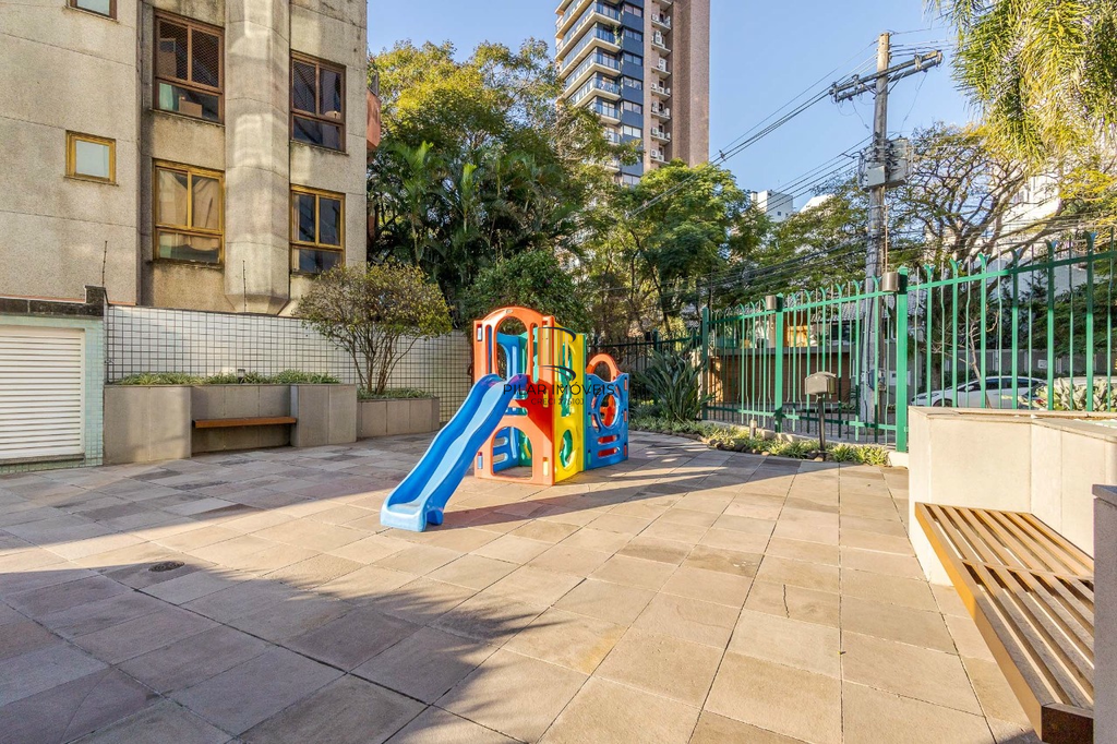 Apartamento 3 dormitórios no bairro Petrópolis