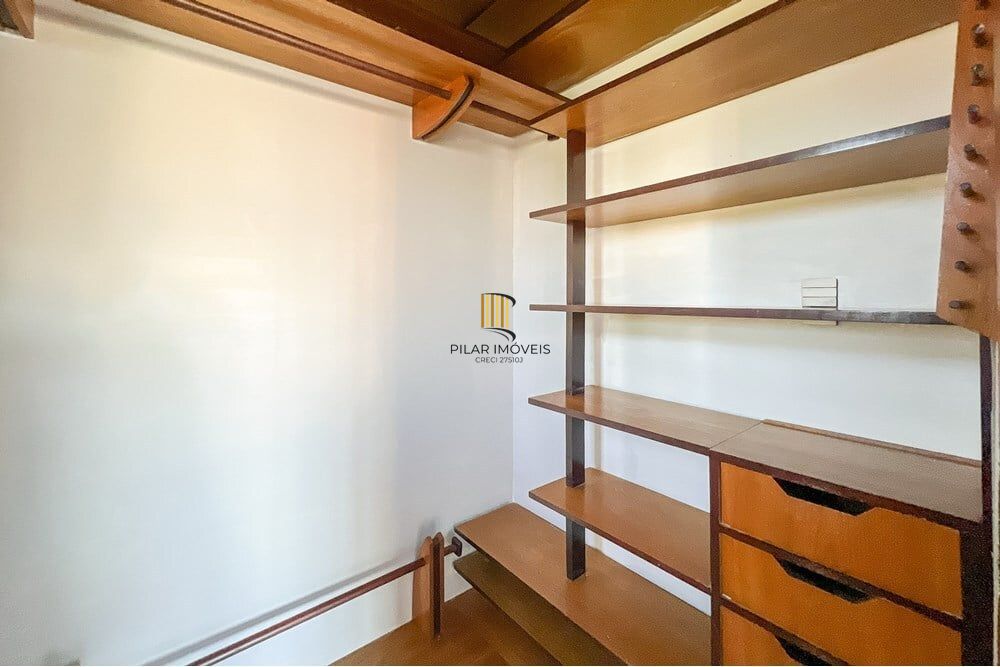 Apartamento 4 dormitórios no bairro Igara