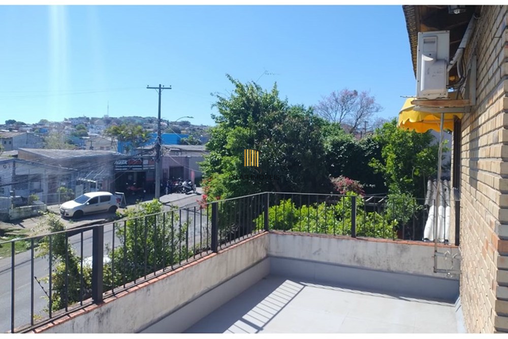 Casa 4 dormitórios no bairro Cristal