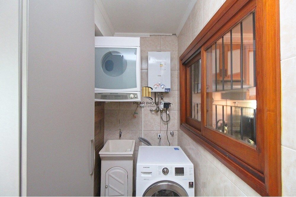 Casa 3 dormitórios no bairro Espírito Santo