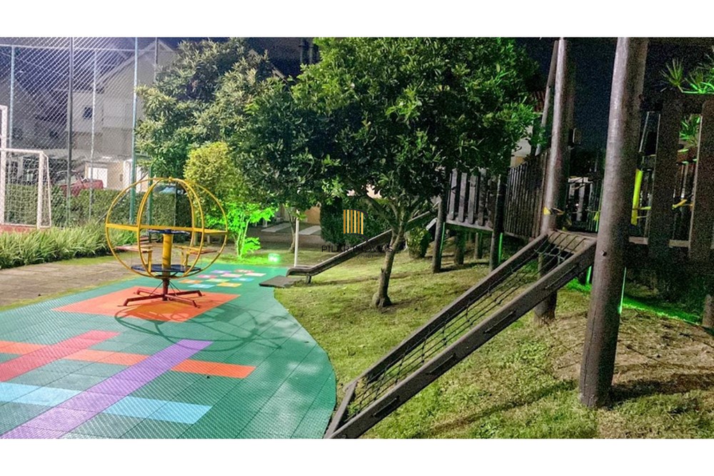 Casa de Condomínio 4 dormitórios no bairro Estância Velha