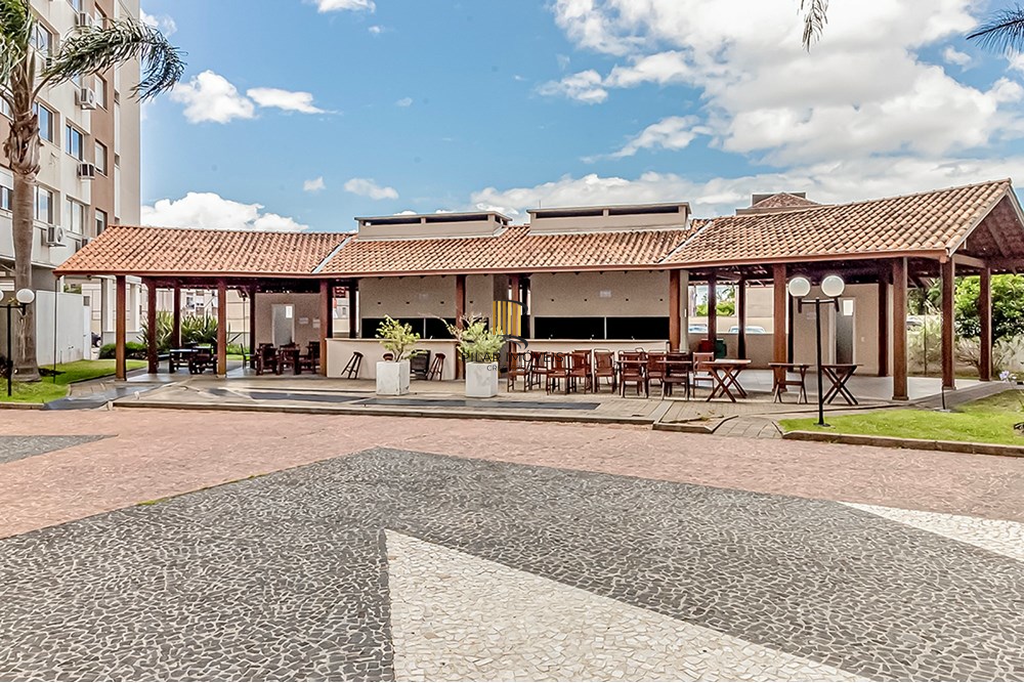 Apartamento 2 dormitórios no bairro Vila Ipiranga
