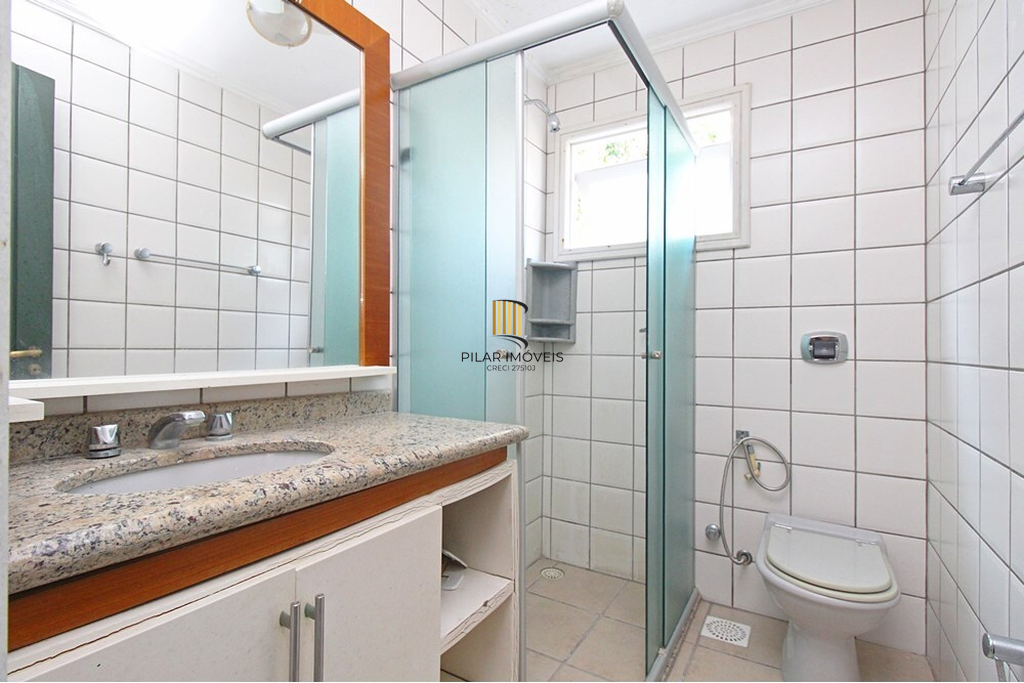 Casa de Condomínio 3 dormitórios no bairro Ipanema