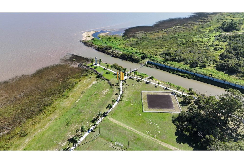 Casa de Condomínio 4 dormitórios no bairro Morada do Sol