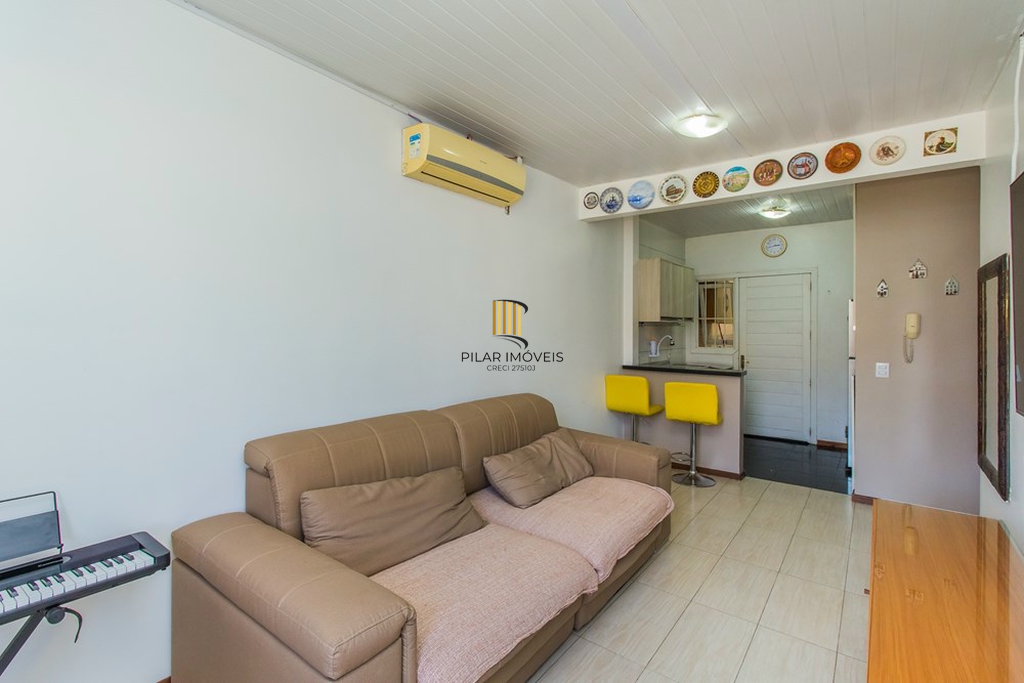 Casa de Condomínio 3 dormitórios no bairro Olaria