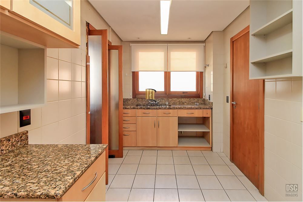 Apartamento 4 dormitórios no bairro Mont Serrat