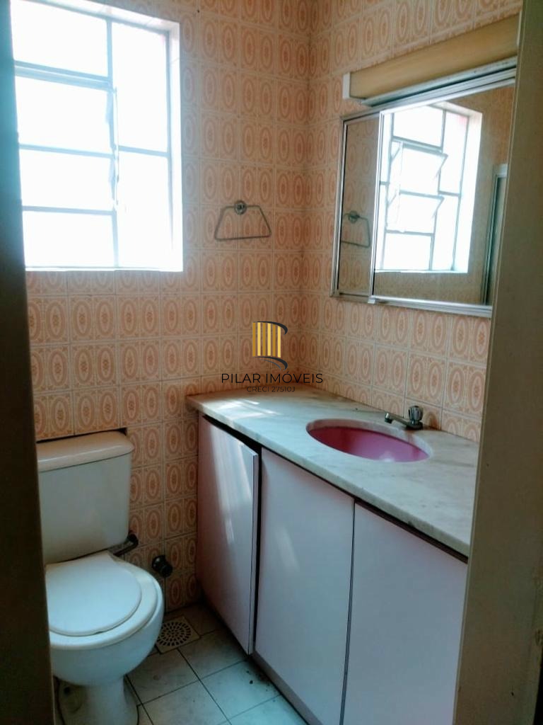 Casa 4 dormitórios no bairro Farroupilha