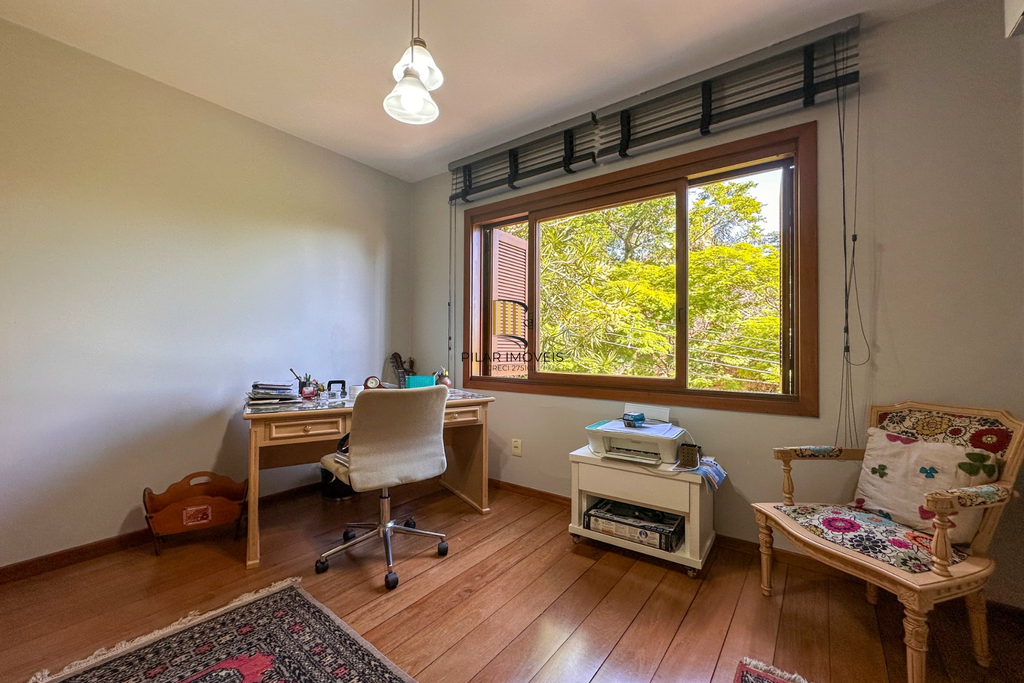 Apartamento 3 dormitórios no bairro Petrópolis