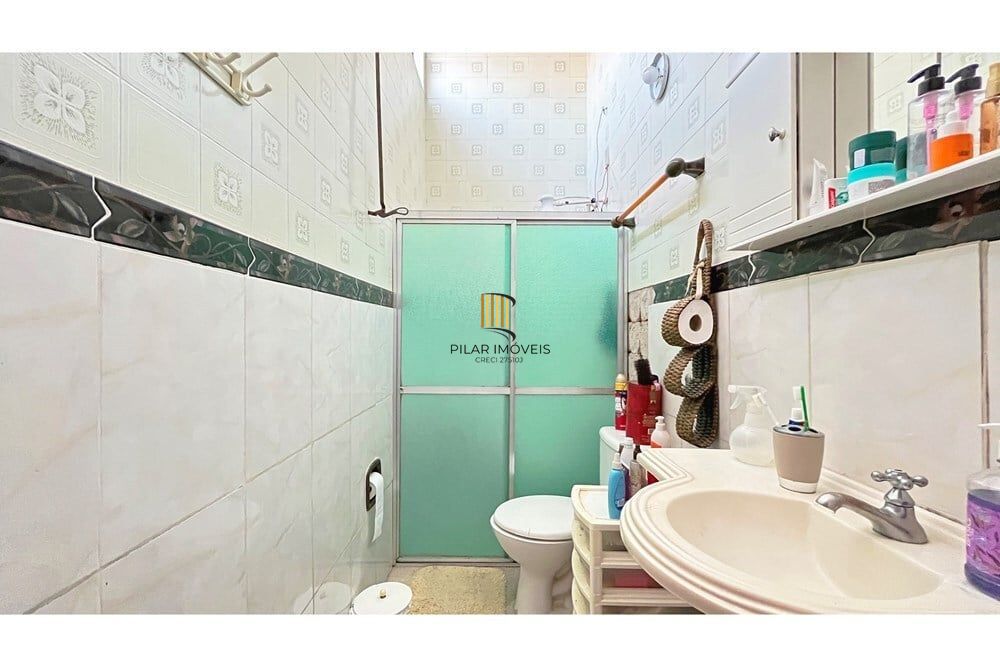 Casa 3 dormitórios no bairro Partenon