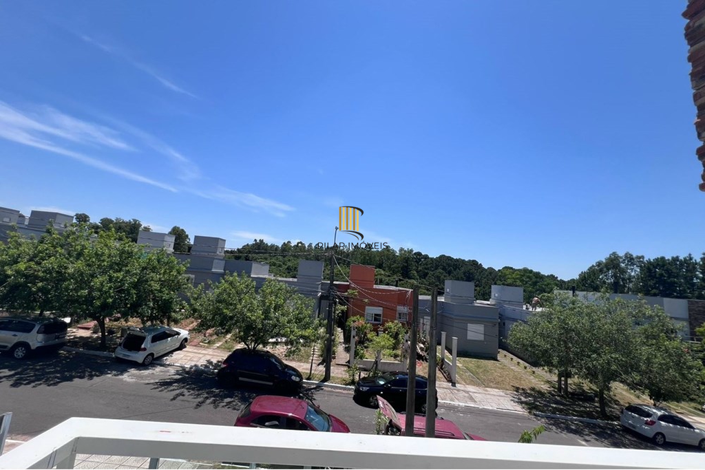 Casa 3 dormitórios no bairro Lomba do Pinheiro