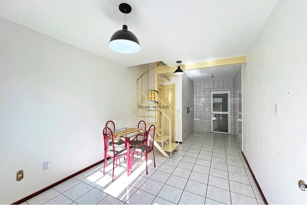 Casa de Condomínio 2 dormitórios no bairro Vila Nova