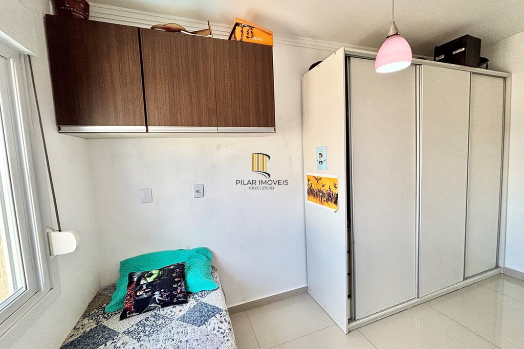 Casa 3 dormitórios no bairro Igara