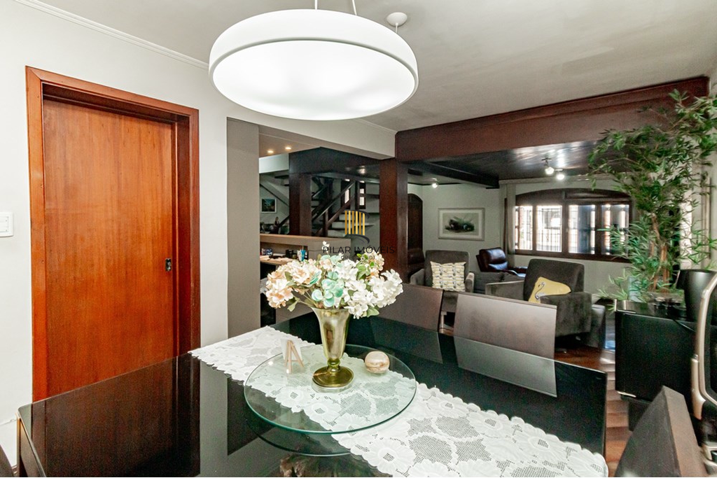 Casa 4 dormitórios no bairro Jardim Planalto