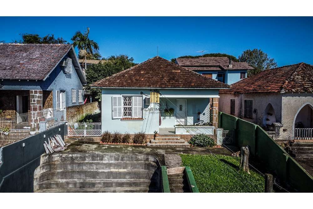 Casa 3 dormitórios no bairro Santa Tereza