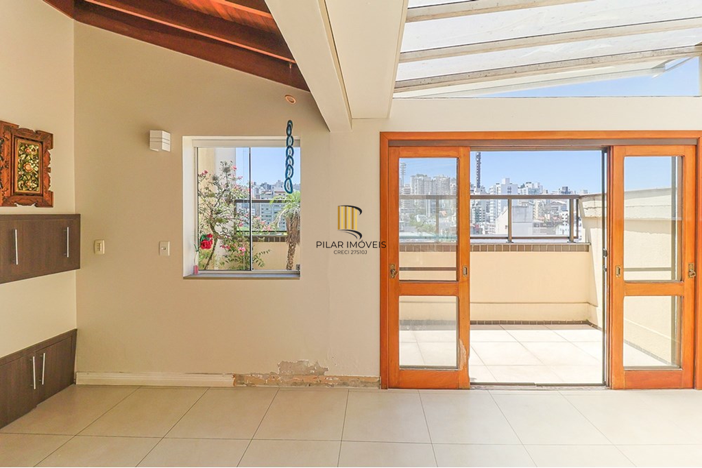 Cobertura 3 dormitórios no bairro Petrópolis