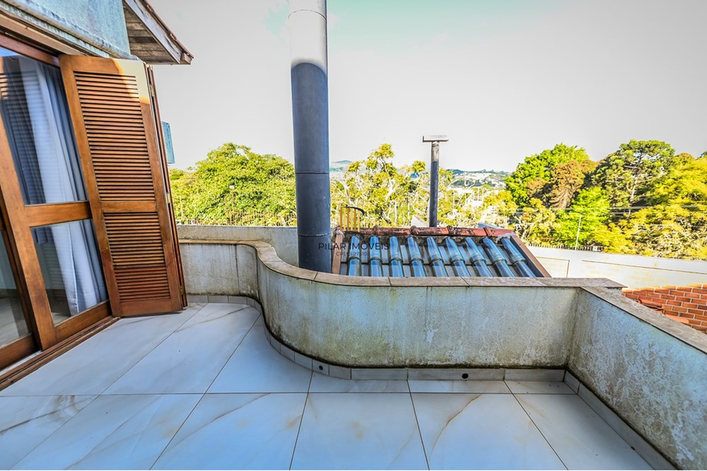 Casa de Condomínio 3 dormitórios no bairro Cavalhada