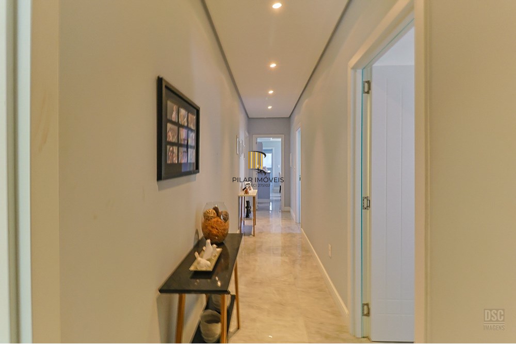 Casa 3 dormitórios no bairro Ipanema