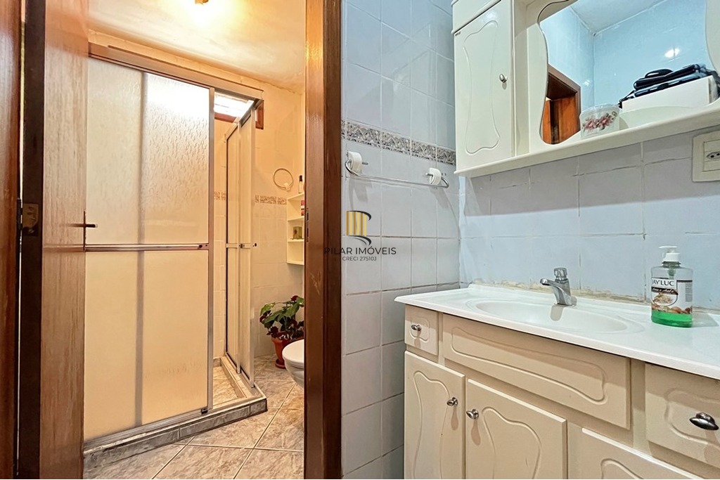 Casa 4 dormitórios no bairro Cristal