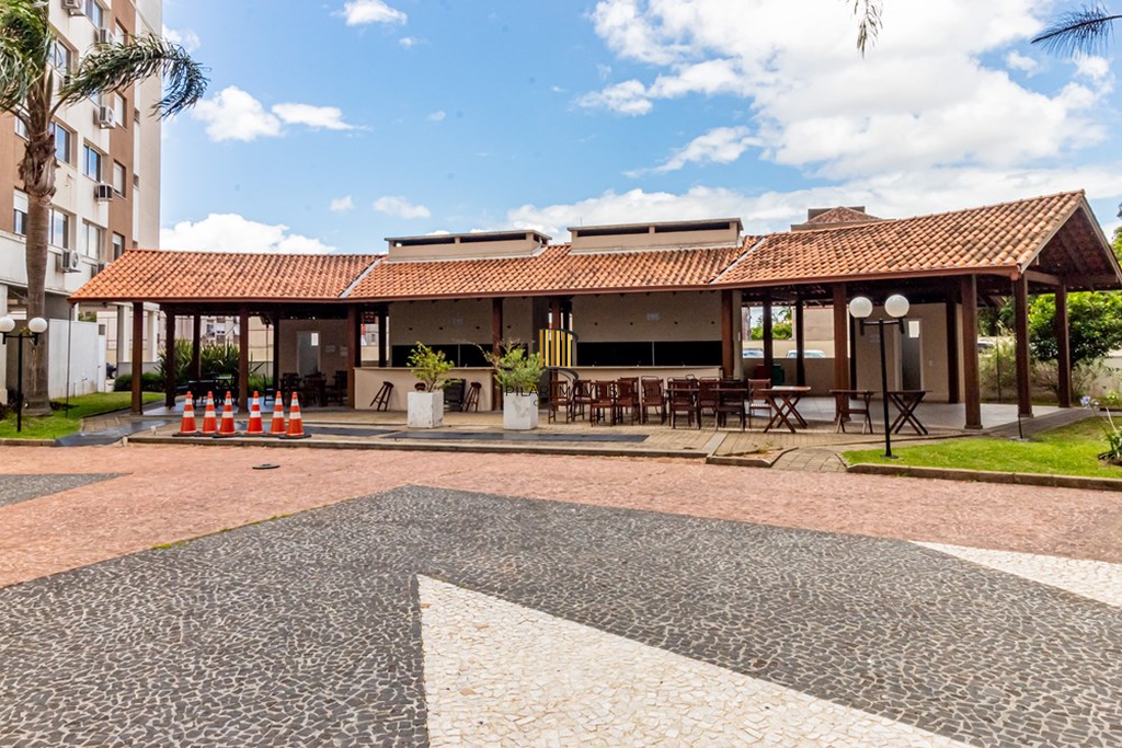 Apartamento 3 dormitórios no bairro Vila Ipiranga