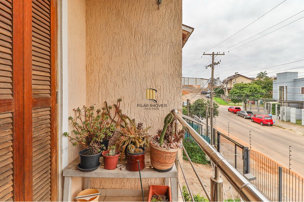 Casa 2 dormitórios no bairro Vila Nova