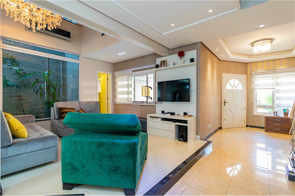 Casa de Condomínio 3 dormitórios no bairro Sarandi