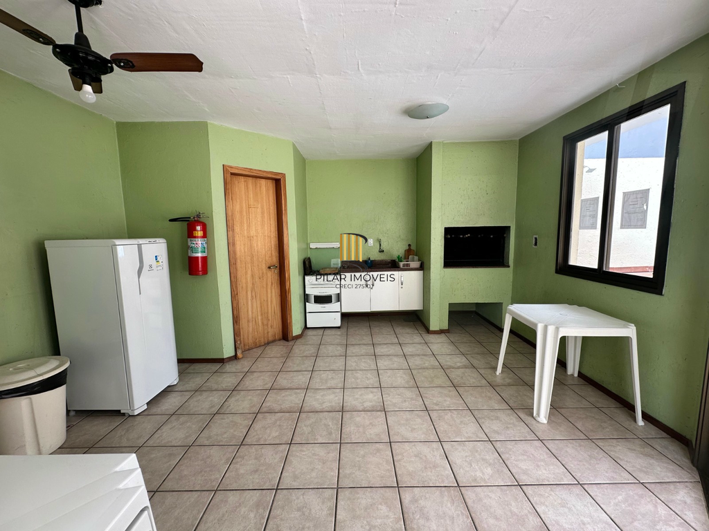 Apartamento 2 dormitórios no bairro Chácara das Pedras