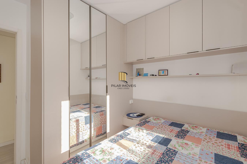 Apartamento 3 dormitórios no bairro Azenha