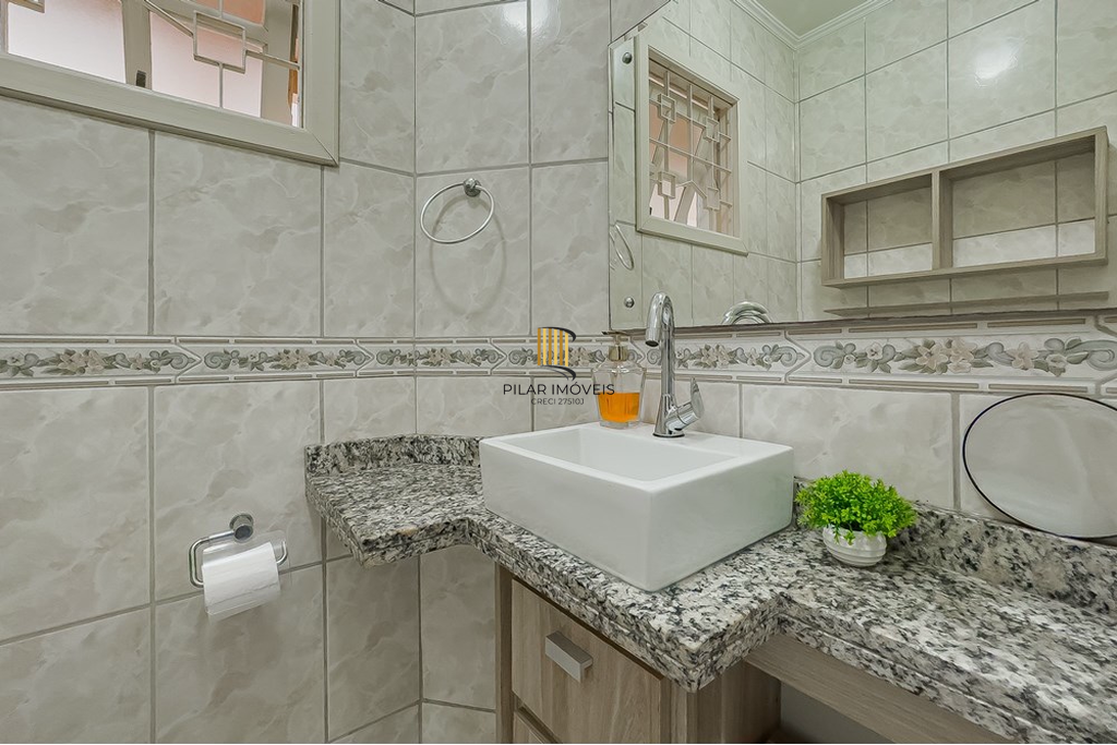 Casa 3 dormitórios no bairro Sarandi