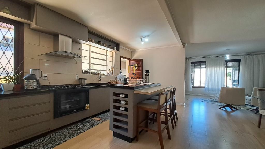 Casa 3 dormitórios no bairro Nonoai