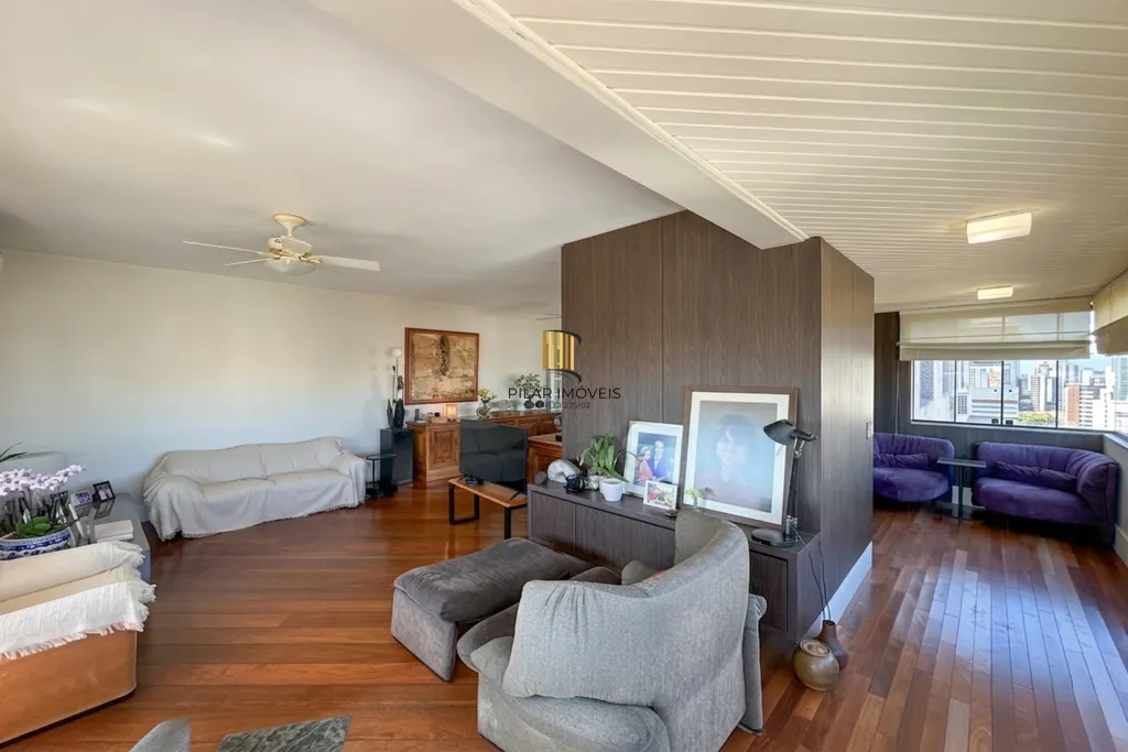 Apartamento 3 dormitórios no bairro Mont Serrat