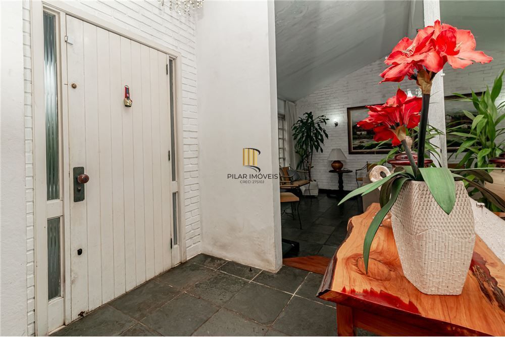 Casa 6 dormitórios no bairro Boa Vista