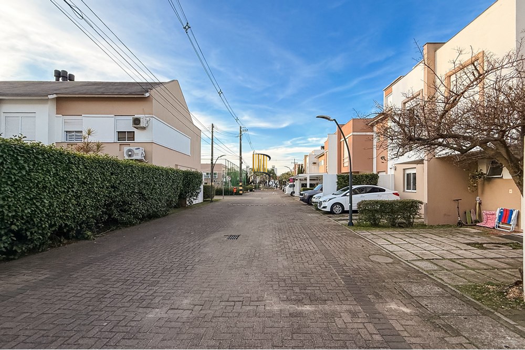 Casa de Condomínio 3 dormitórios no bairro Estância Velha