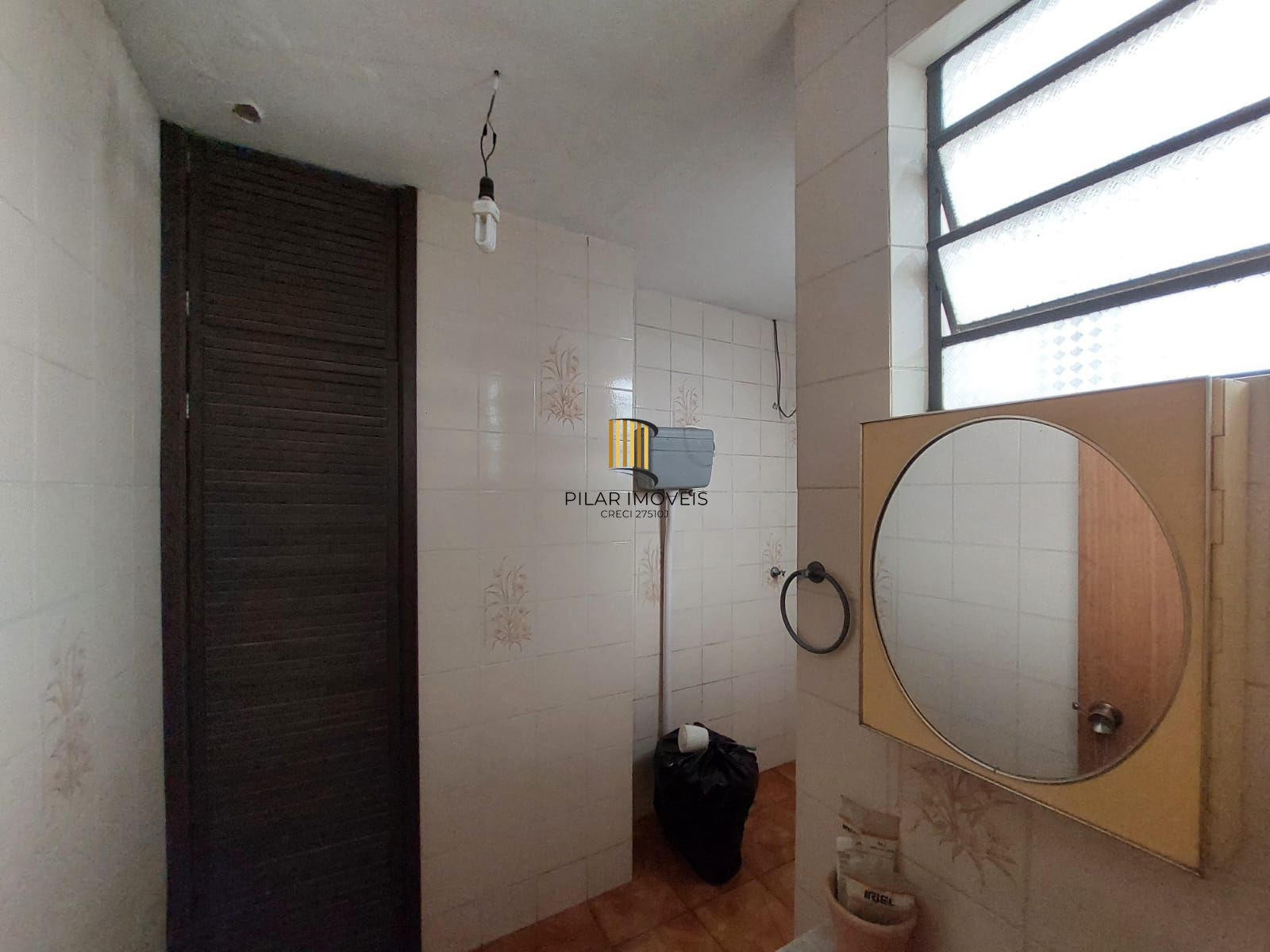 Casa com 5 dormitórios no bairro Rio Branco.