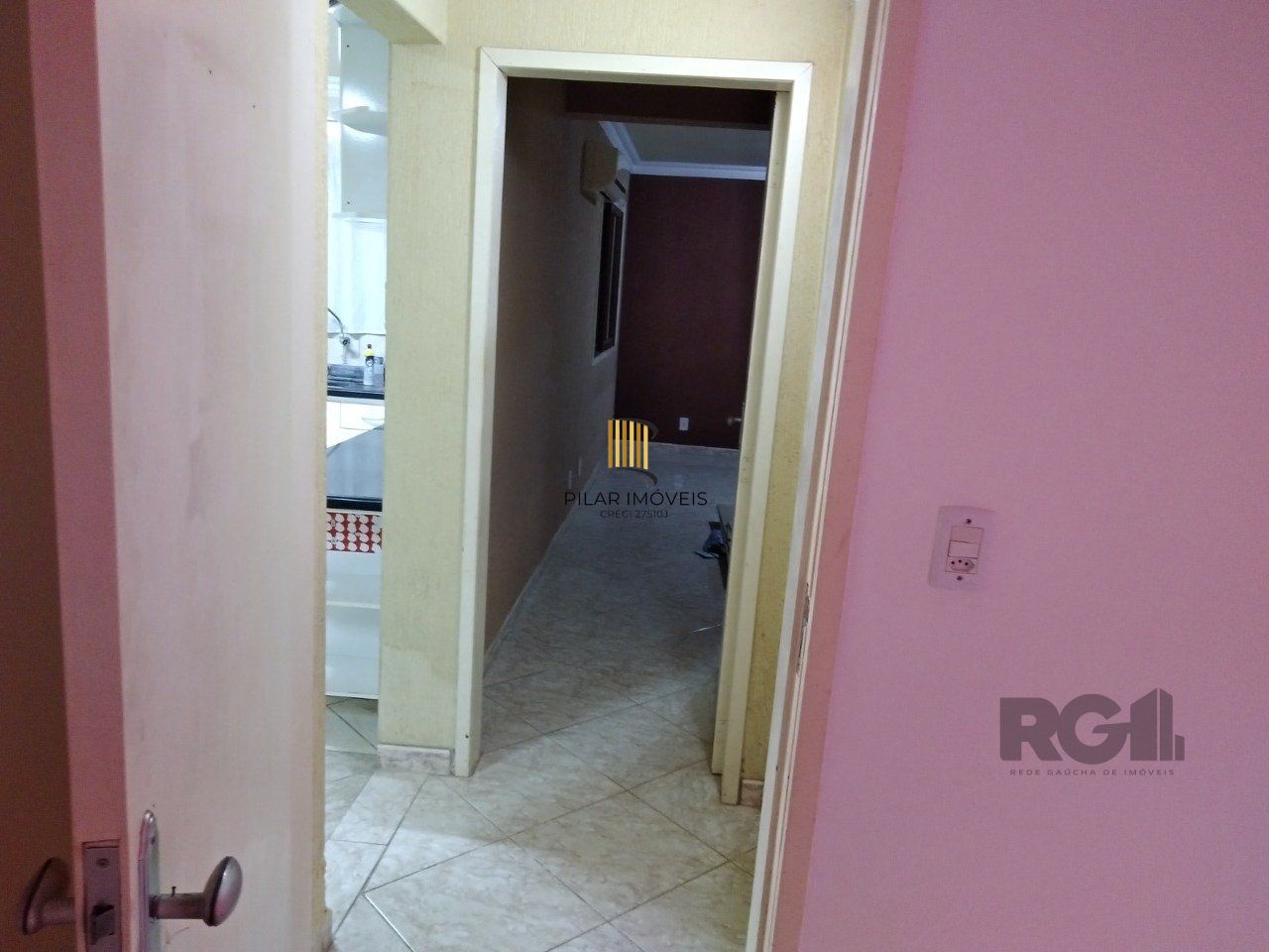 Casa 3 dormitórios, 1 suíte, vaga de garagem, Bairro Princesa Izabel