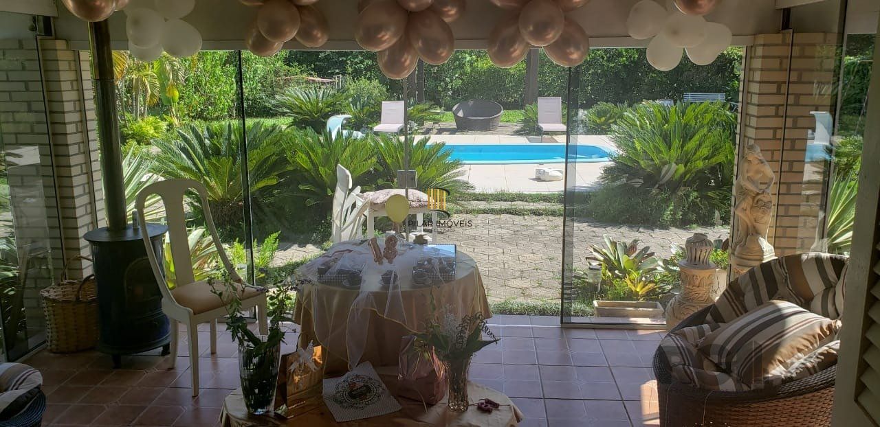 casa sobrado 4 dormitórios, 3 vagas de garagem, Bairro Itacolomi