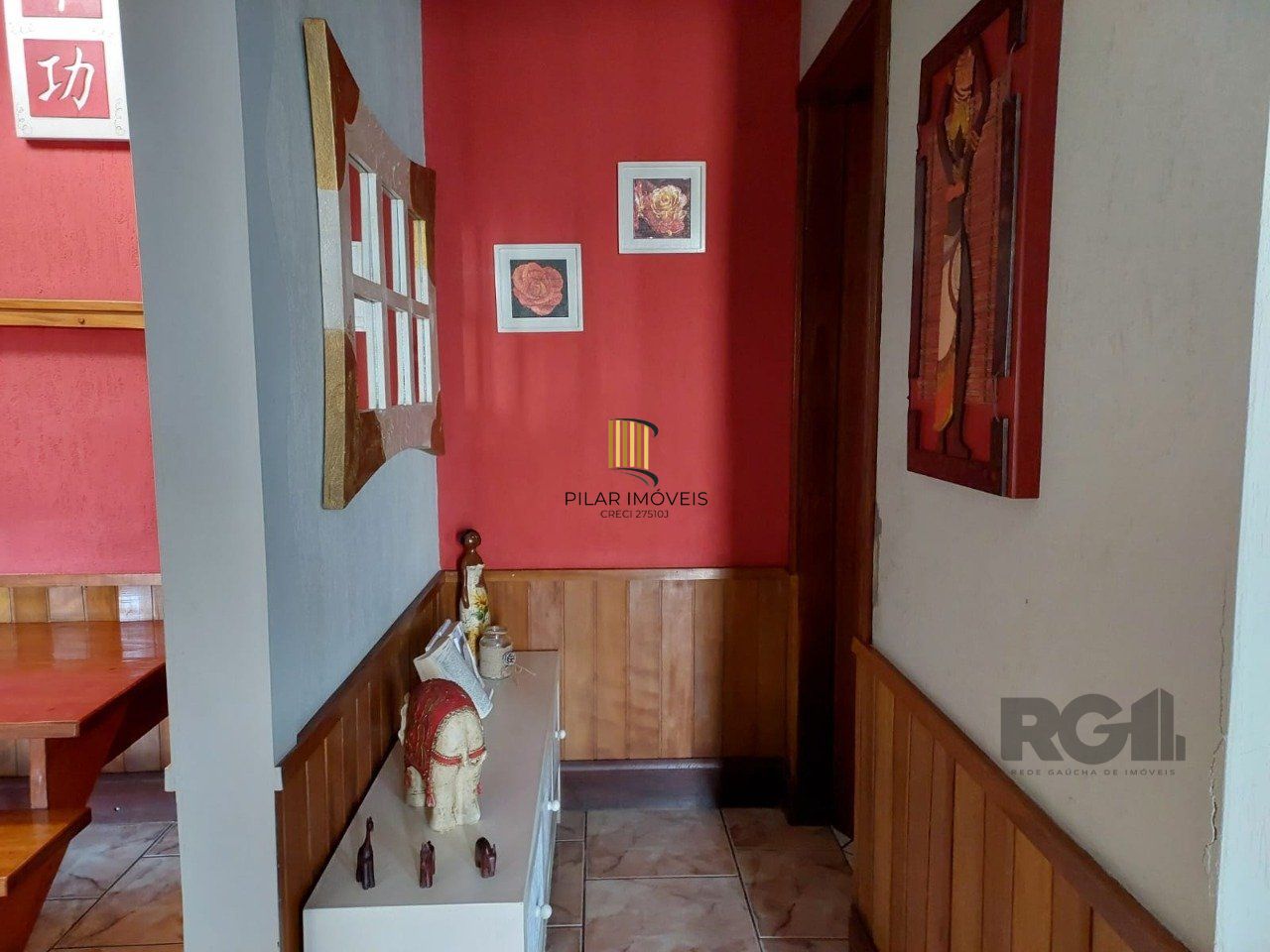 Casa sobrado, 2 dormitórios, 1 suíte, vaga de garagem, Bairro Pq da Matriz