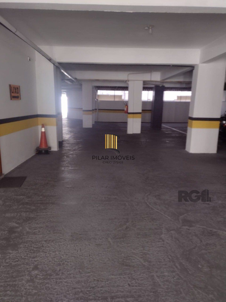 Apartamento mobiliado, 3 dormitórios, 2 suítes, 2 vagas, Bairro Vila Eunice