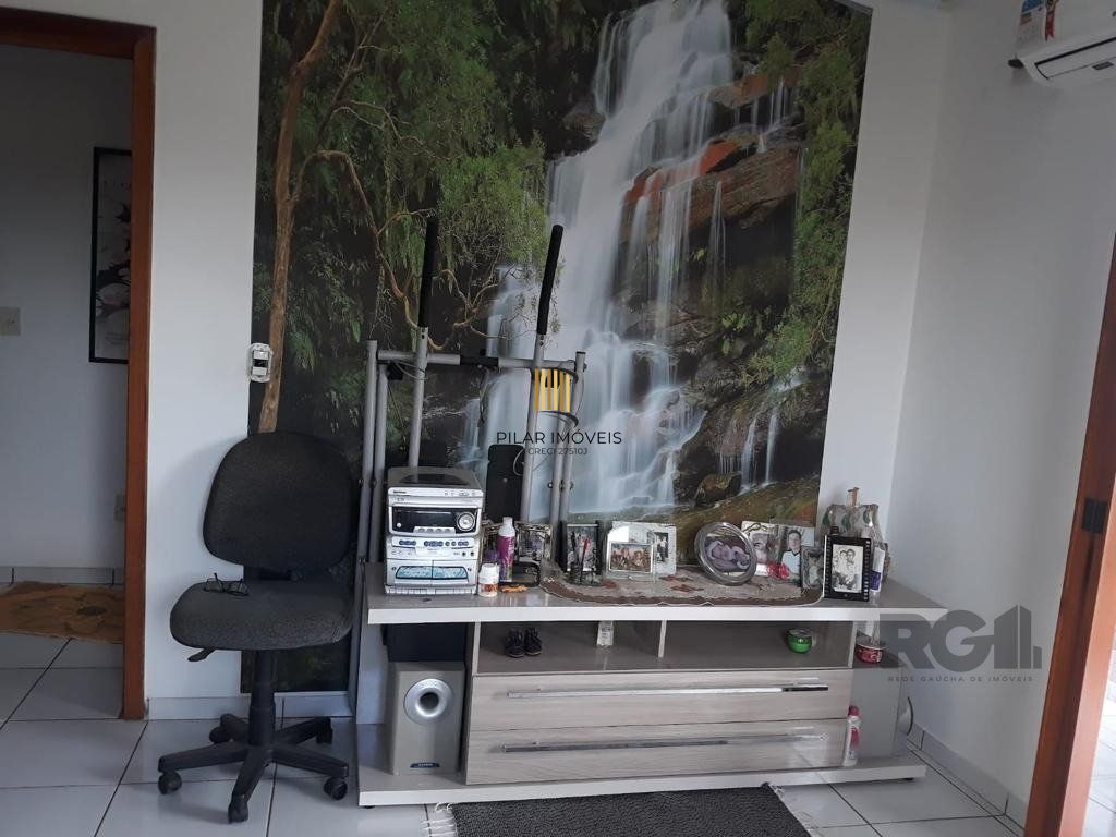 Casa sobrado 2 dormitórios, 2 vagas de garagem, Bairro Parque Ipiranga