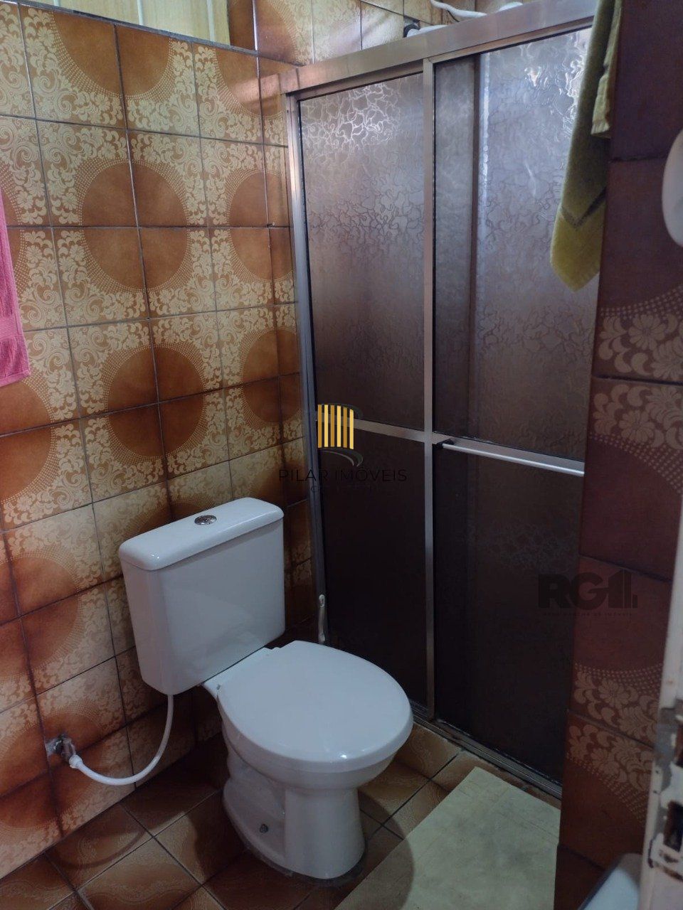 Duas casas, 3 dormitórios, vaga de garagem, Bairro Monte Carlo