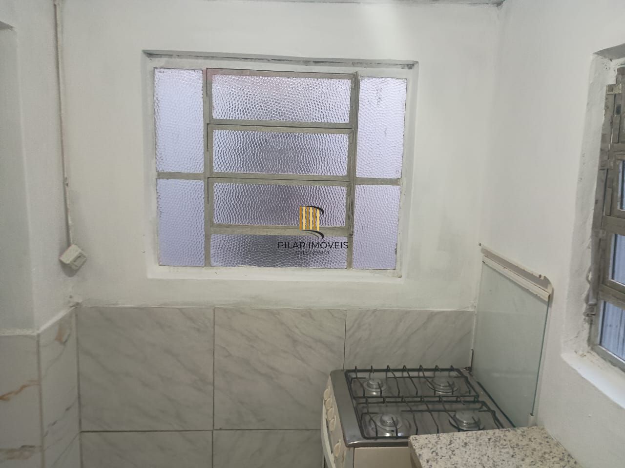 Casa 2 dormitórios, 1 suíte, 2 vagas