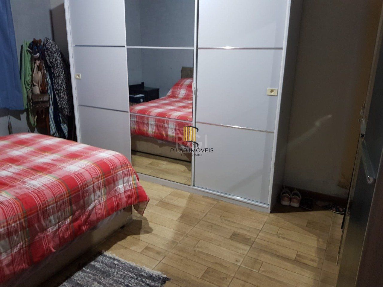 Casa 2 dormitórios, vaga de garagem, Bairro Vila Cachoeirinha
