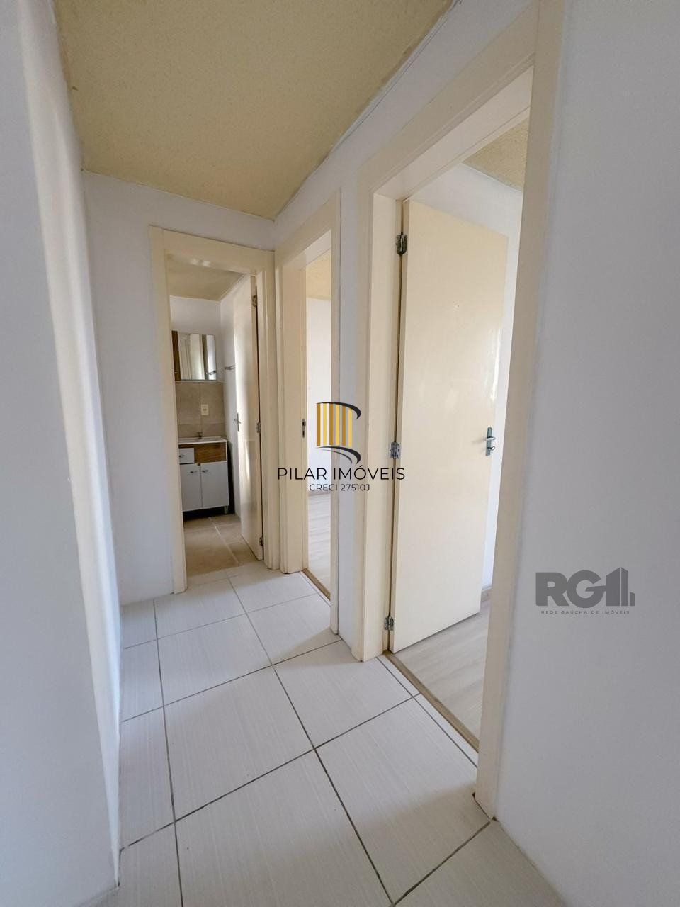 Apartamento 2 dormitórios, 1gaga de garagem, Bairro Jardim Betânia