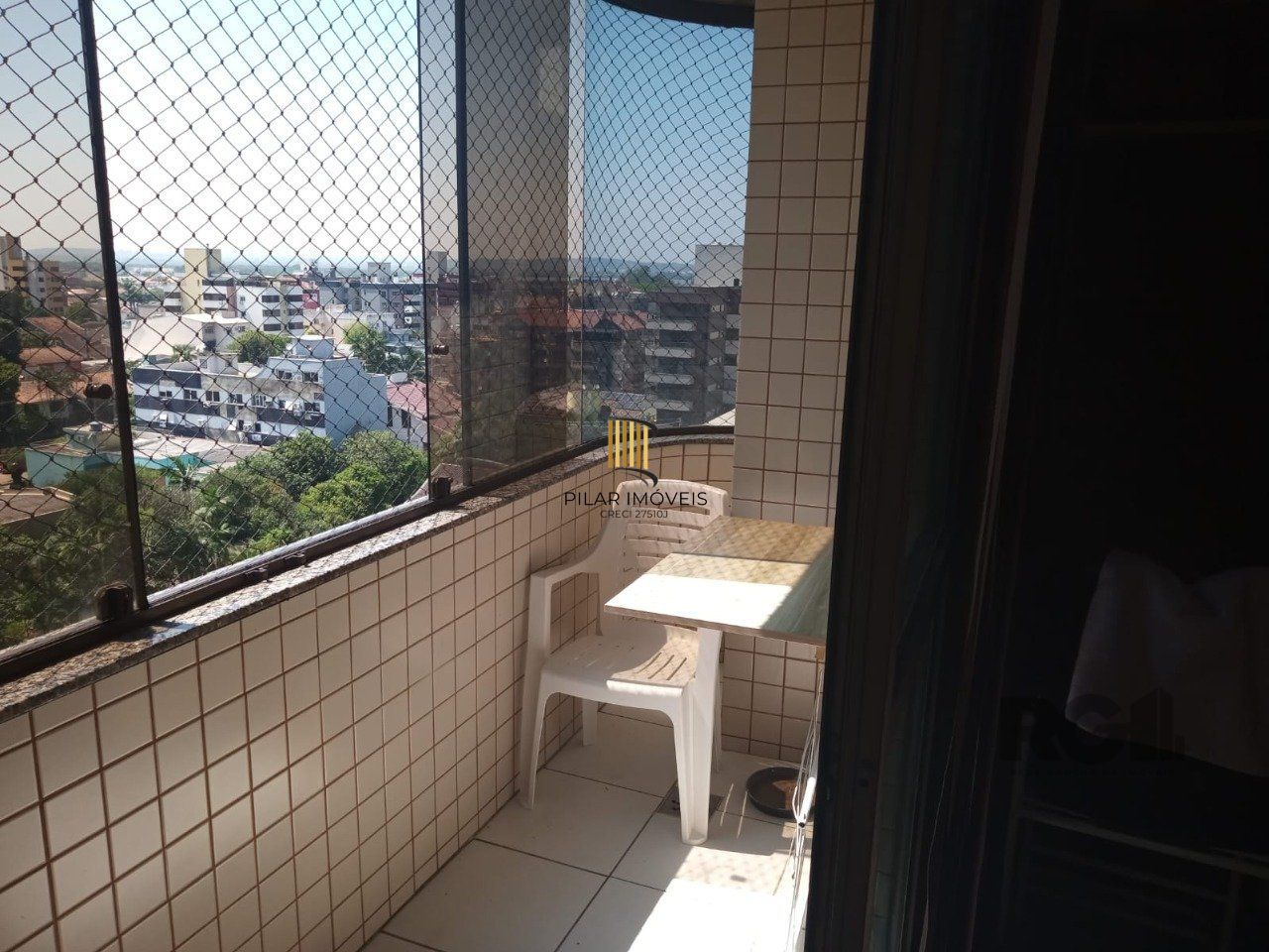 Apartamento semi mobiliado 2 dormitórios, 1 vaga, Bairro Eunice Nova