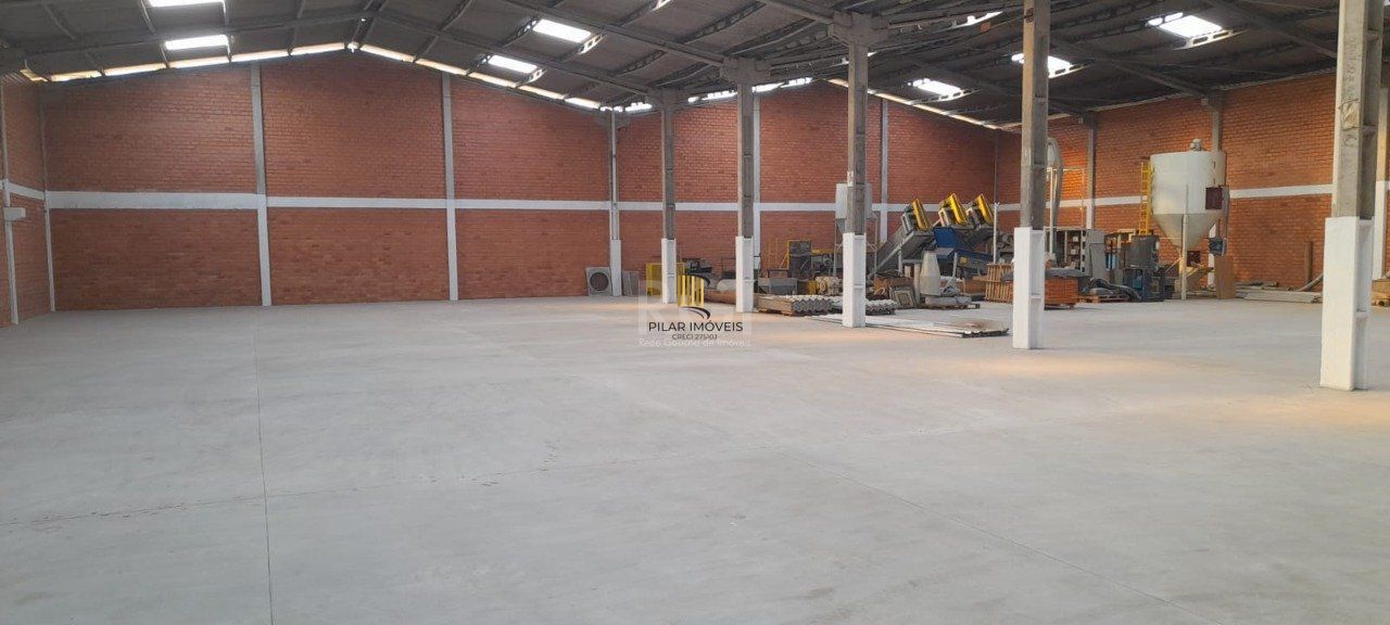 Pavilhão para Venda - 1296.8m², 0 dormitórios, Três Portos
