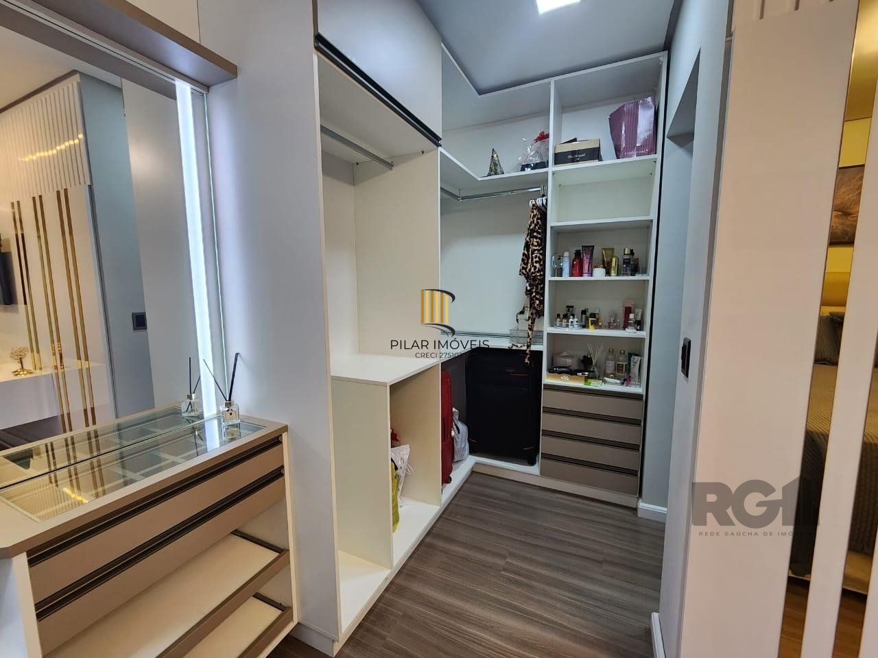 Casa em condomínio, 3 dorms, 1 suíte, 2 vagas bairro vale Ville