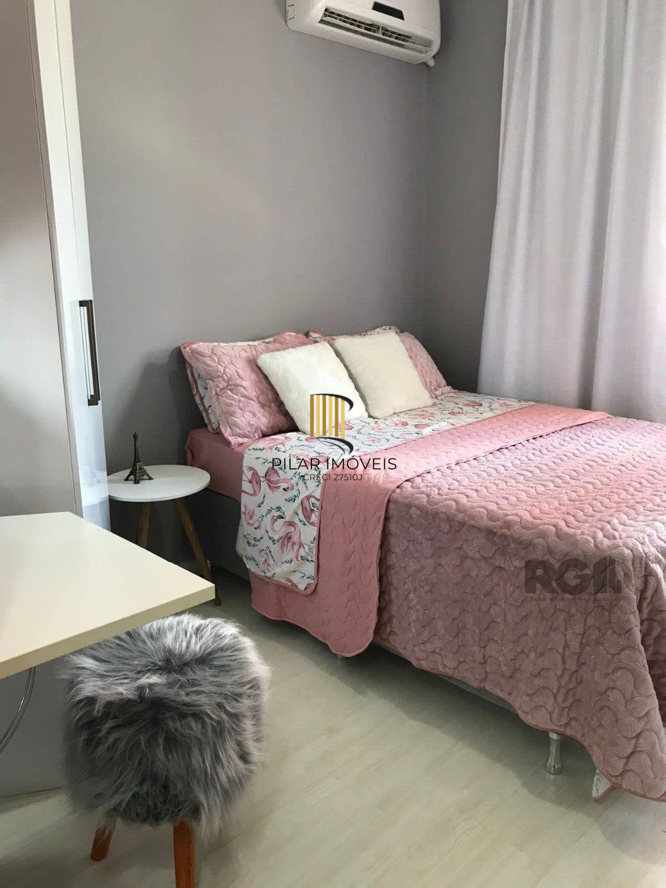 Apartamento cobertura 3 dormitórios, 1 suíte, vaga de garagem, Bairro Vila Cachoeirinha